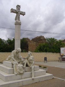 Crucero a la entrada de Mansilla de las Mulas
